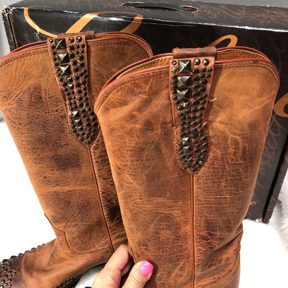 LUCCHESE COWGIRL BROWN STUDDED BOOTS - Picture 3 of 7